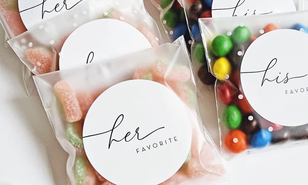 his and hers sweets for wedding favors 