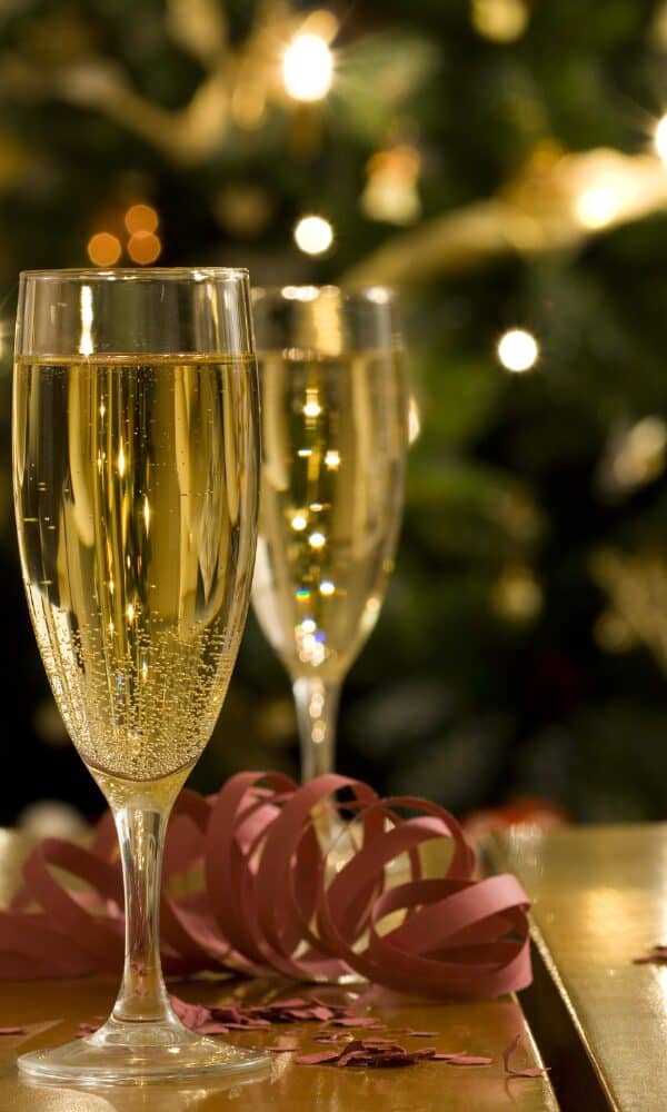 champagne flutes winter 