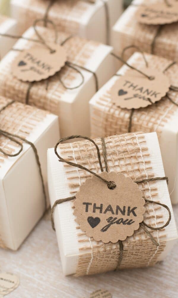 wedding favors for micro wedding 