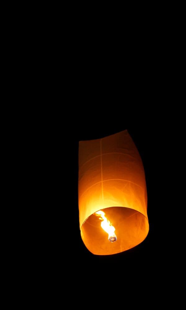 mini lanterns - winter wedding favor 