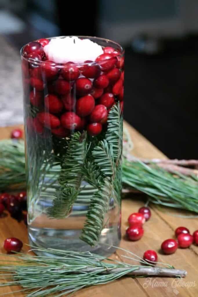 red berry and evergreen christmas table decor