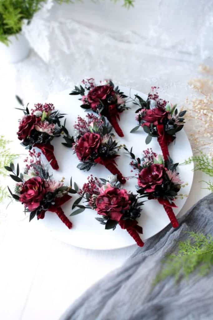 burgundy wedding boutonnieres