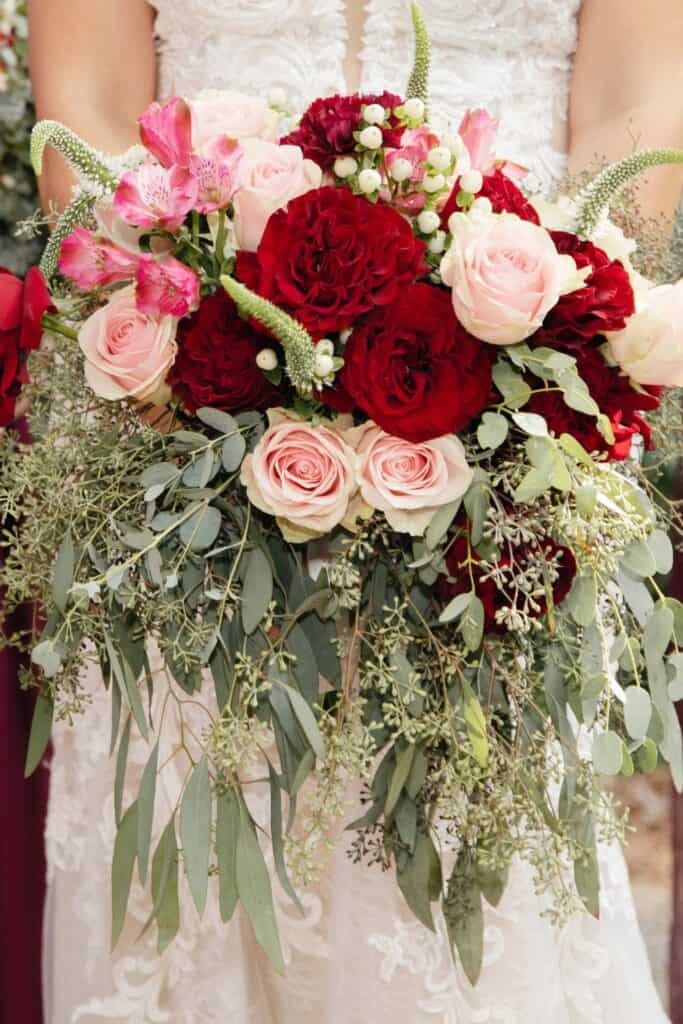 burgundy wedding boquet