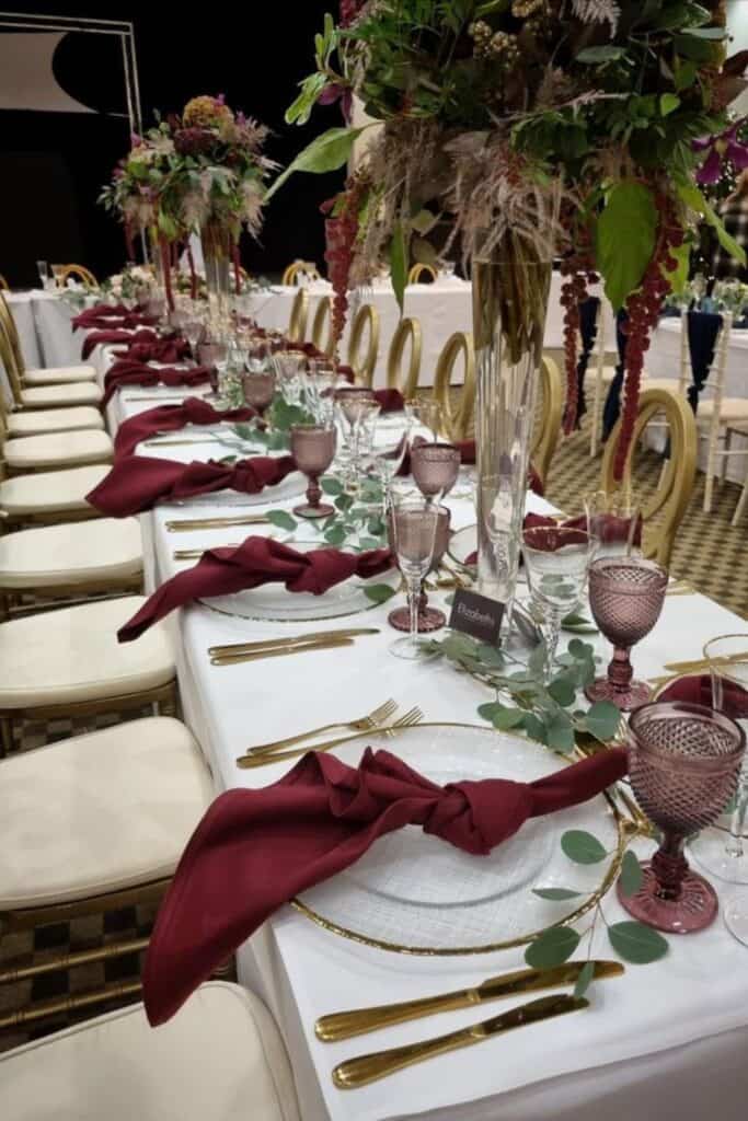 burgundy wedding theme