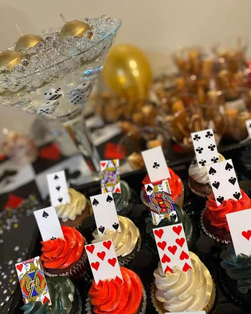 casino themed dessert table at wedding 