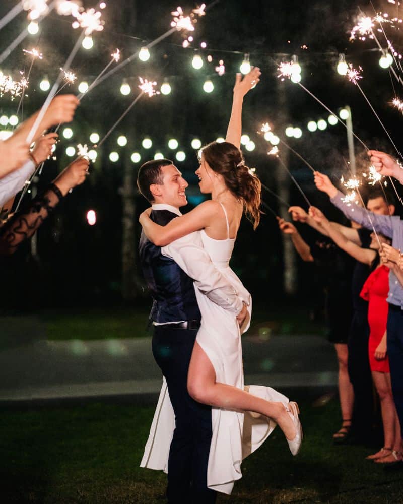 26 Chic, Show-Stopping Black Tie Wedding Ideas You’ll Love