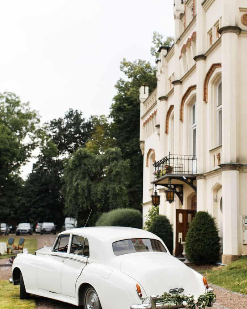 vintage wedding car