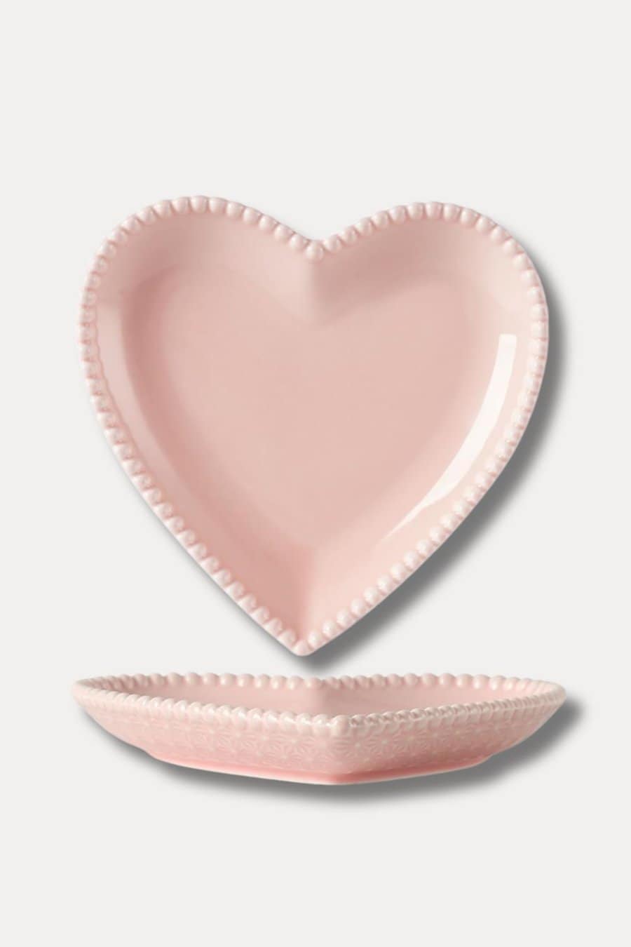 20 Cute Galentine’s Party Decor Ideas that won't break the bank - Finds ...