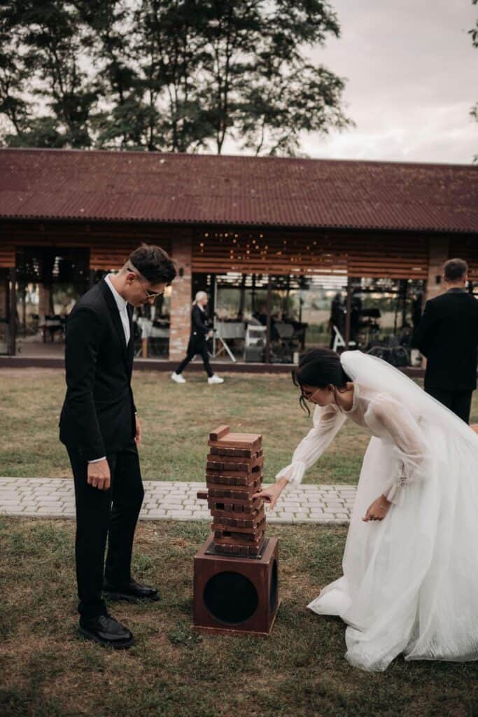 giant jenga lawn game wedding