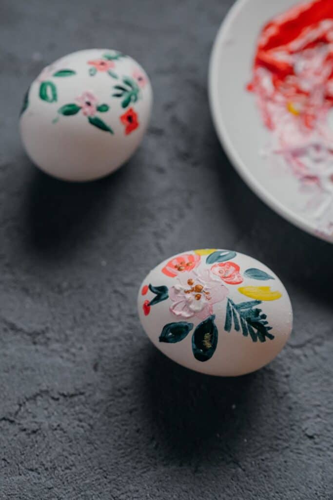 easter egg painting